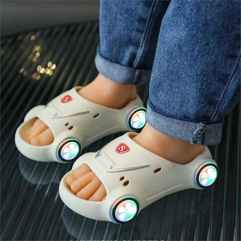 Sandales pour enfants, pantoufles lumineuses | sandales de voiture de dessin animé | sandales antidérapantes pour garçons filles | chaussures de plage d'été